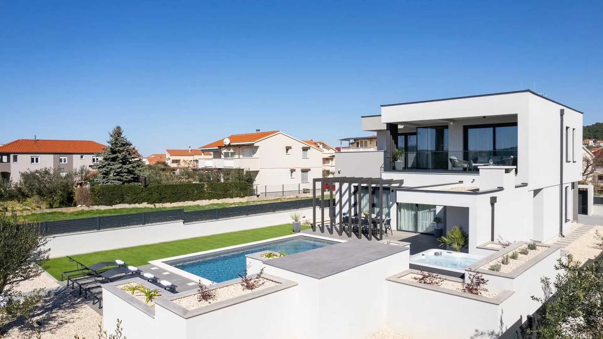 Villa Zenith With Private Pool And Jacuzzi Bibinje